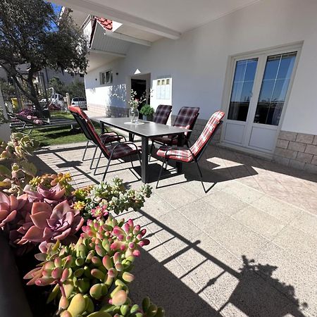 Apartmani Bilic Dugi Rat Exterior foto